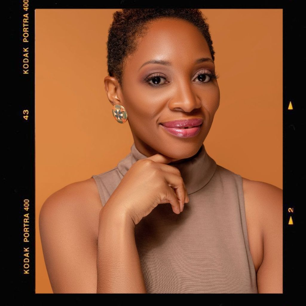 The new year resolution that changed everything for Tanesha Halstead. a CRM Automation Consultant & Keap Certified Partner for Small Business Owners and owner of Virtually Centered Solutions.